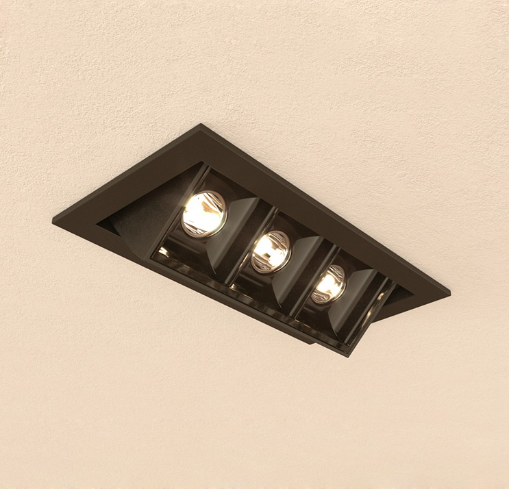 grid-emb-basculante-3-focos